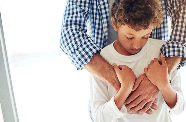 18 वर्ष की आयु से पहले लड़कियां ही नहीं लड़के भी झेल चुके हैं यौन उत्पीड़न, इस रिपोर्ट में है पूरा ब्यौरा