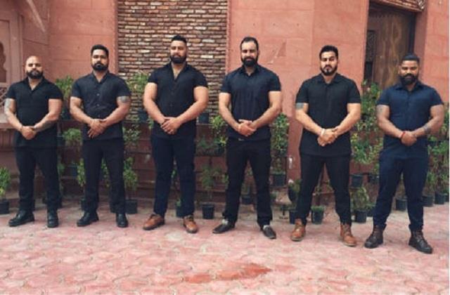 'बाउंसर' रखने वालों को कोर्ट की फटकार, कहा- आप आम जनता को डराना चाहते हो