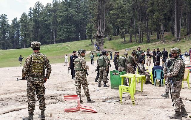 कश्मीर में हमले के लिए आतंकियों ने चुनी थी 3 जगहें, फिर क्यों बैसरन घाटी को बनाया निशाना? सामने आई पूरी साजिश