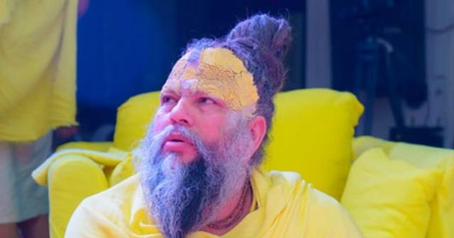 प्रेमानंद महाराज की तबीयत बिगड़ी, आश्रम ने दर्शन और पदयात्रा पर लगाई रोक