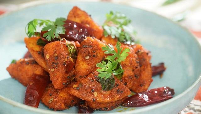 बची हुई इडली से बनाएं टेस्टी Masala Idli Fry, नोट कर ले रेसिपी