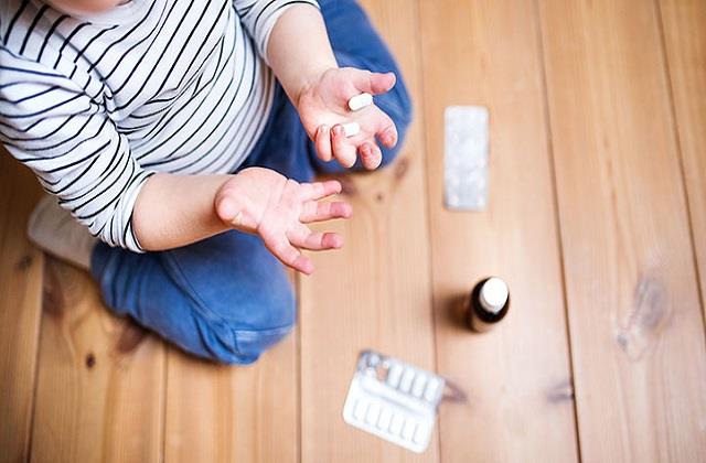 मां ने अपने 4 बच्चों को पिलाया जहर, एक साल की नन्ही सी बच्ची पर भी नहीं आया तरस