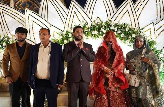 खान सर की पत्नी की पहली तस्वीर आई सामने, दुल्हनिया की सादगी पर मर मिटे लोग