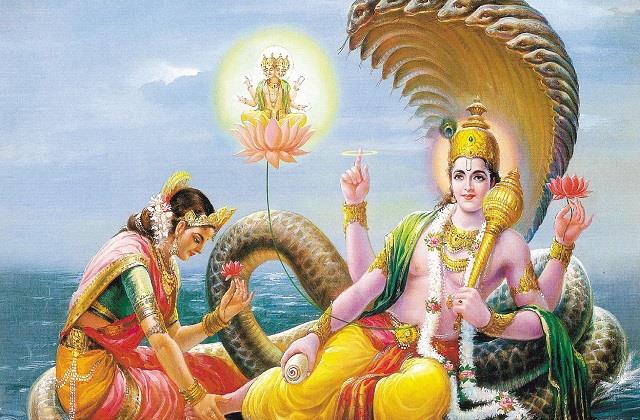 इस बार 32 घंटे का है निर्जला एकादशी का व्रत,  श्री हरि जी की आरती पढ़ने से मिलेगा पूजा का पूरा फल