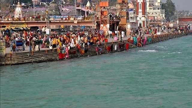 गंगा दशहरा 2025: गंगा घाट न जा सकें तो घर पर ऐसे करें ‘मानसी स्नान’, मिलेगा गंगा स्नान जैसा पुण्य