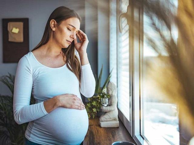 मानसून में गर्भवती महिलाओं के लिए खास हेल्थ टिप्स: बरसात के मौसम में रखें खुद का विशेष ख्याल