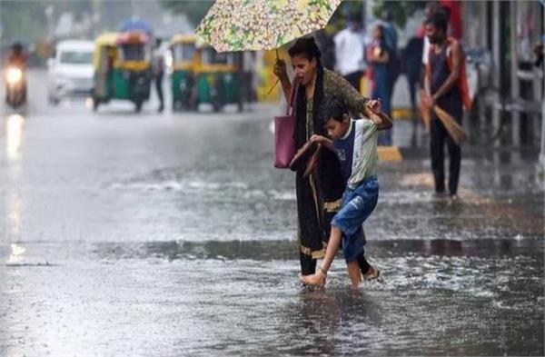 Yellow Alert: इस बार बारिश तोड़ेगी 12 साल का रिकॉर्ड, अगले 3 दिन हैं बेहद भारी
