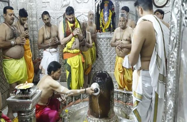 मन में श्रद्धा भाव, जुबां पर
