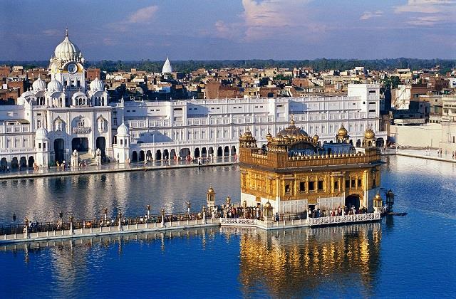 हर किसी को मालूम नहीं होगी Golden Temple से जुड़ी ये अनसुनी बातें