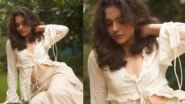 इन Easy स्टेप्स में पाएं ‘सैयारा’ की अनीत पड्डा जैसा सादगीभरा ग्लैम लुक!