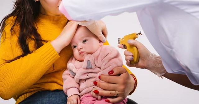 छोटे बच्चों के कान छिदवाने से पहले जान लें डॉक्टर की ये 5 जरूरी बातें, वरना हो सकता है बड़ा नुकसान