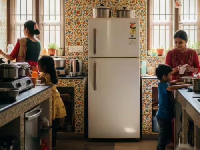 Fridge को इस जगह पर रखने की मत कर देना गलती, बढ़ेगा बिजली का बिल और खराब होगा घर का लुक