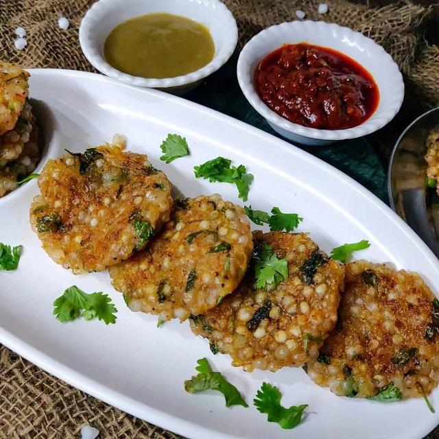 सावन सोमवार व्रत 2025: साबूदाना खाने के 5 मज़ेदार और हेल्दी तरीके