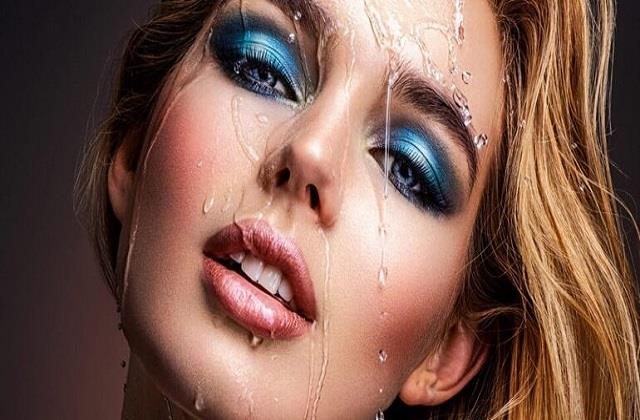 बारिश में भीगने पर भी टस से मस नहीं होगा मेकअप, यहां से लें Waterproof Makeup Tips
