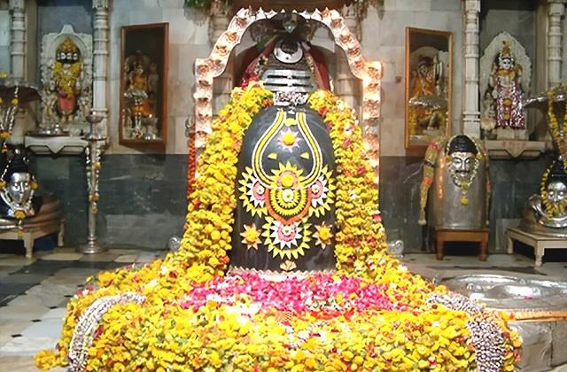 देश का एकमात्र ज्योतिर्लिंग जहां शिव-पार्वती एक साथ करते हैं विश्राम, महीने में दो बार आते हैं यहां