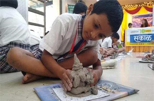 बच्चों के साथ घर पर बनाएं इको फ्रेंडली गणेश, बेहद आसान है तरीका