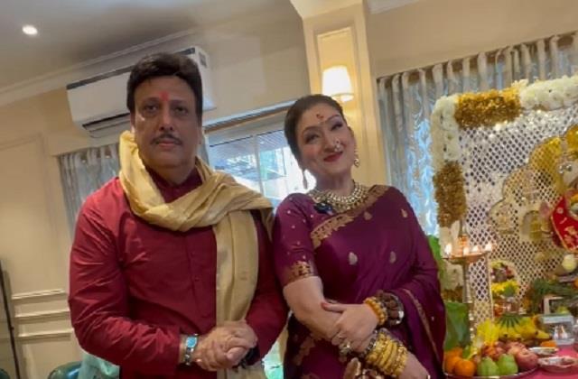 झूठी निकलीं तलाक की खबर, गोविंदा और सुनीता आहूजा ने एक साथ किया बप्पा का स्वागत