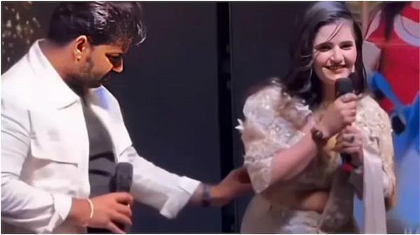 अंजलि राघव ने पवन सिंह की हरकत के कारण इंडस्ट्री छोड़ने का किया ऐलान,गलत तरीके से छुई थी कमर