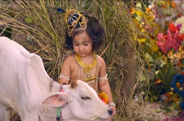 अपने बच्चों को जरूर सुनाएं कृष्ण के बालपन की कहानियां, हर लीला में छिपी है सीख