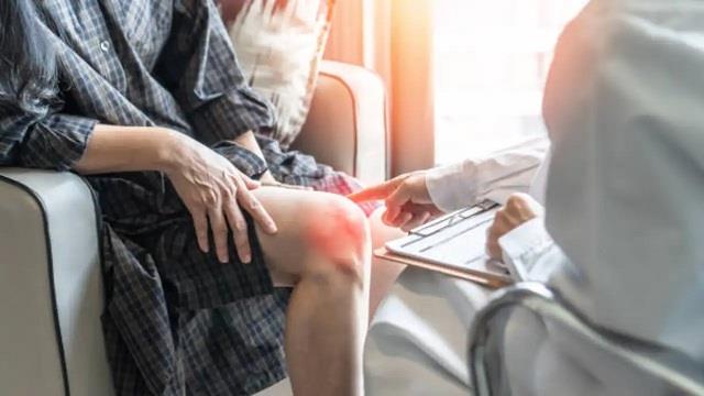 क्या आप भी हैं थकान और हड्डी दर्द से परेशान? हो सकता है इस गंभीर बीमारी का संकेत