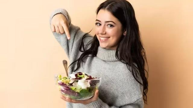 30+ महिलाओं के लिए जरूरी 6 सुपरफूड्स, ब्रेस्ट कैंसर से बचाव के लिए रोज खाएं