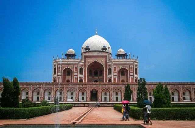 स्वतंत्रता दिवस के दिन दिल्ली में हुआ हादसा, हुमायूं के मकबरे की दिवार दहने से दबे कई लोग