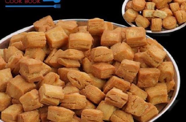 त्योहारों की बेहद लोकप्रिय मिठाई  है शक्करपारे, जानिए इसे घर पर बनाने का आसान तरीका