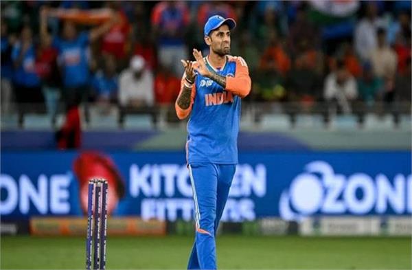 पहलगाम पीड़ितों को अपनी फीस दान करेंगे सूर्यकुमार यादव, ट्रॉफी के साथ लोगों का दिल भी जीत लिया