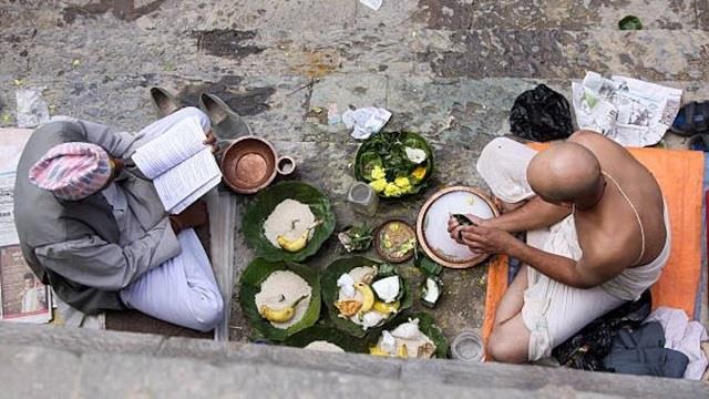 पितृ पक्ष 2025: गर्भ में मृत्यु हो जाने पर बच्चे का श्राद्ध करना चाहिए या नहीं? शास्त्र क्या कहता है?