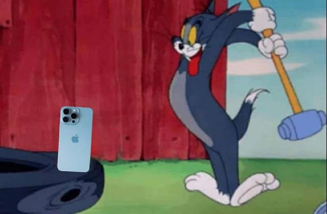 भारत में iPhone 17 सीरीज लॉन्च, कीमत देख लोग बोले-  इसे खरीदने के लिए किडनी बेचनी पड़ेगी