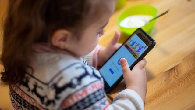 स्कूल से लौटते ही 'नजरबंद' हो रहे बच्चे! बाहर खेलने नहीं जा रहे, विशेषज्ञों ने जताई चिंता