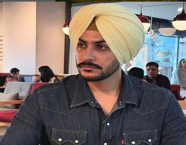 राजवीर जवंदा के लिए  'RIP' पोस्ट डाल रहे लोग,  इस पंजाबी सिंगर ने जताई नाराजगी