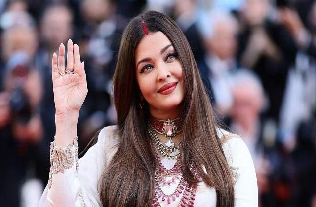 अपनी AI से बनी अश्लील तस्वीरों को देख परेशान हुई ऐश्वर्या राय,  पहुंची दिल्ली हाई कोर्ट