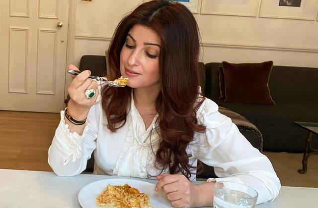 Twinkle Khanna का 21 दिन का चेलेंज! ये Healthy Recipe खा ली तो ना 'कोलेस्ट्रॉल' होगा ना डायबिटीज, Skin दिखेंगी ज्वां
