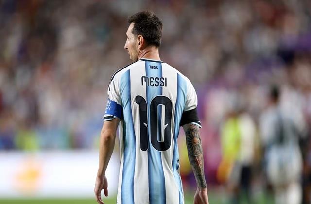 20 साल का लंबा सफर खत्म! अर्जेंटीना की जर्सी में आखिरी बार दिखेंगे Lionel Messi, आज खेलेंगे अपना Farewell Match