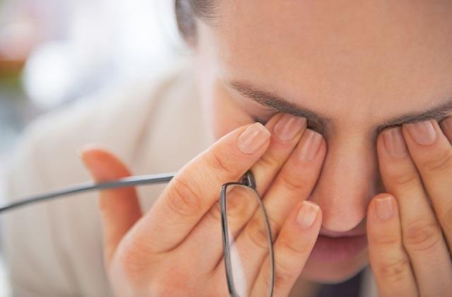 अच्छी Eyesight  का मतलब ये नहीं बिल्कुल ठीक हैं आपकी आंखें, बिना दर्द के भी होती है Eyes Problem