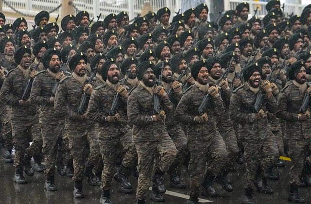 77वां गणतंत्र दिवस: कर्तव्य पथ पर भारत की आन-बान-शान, दुनिया देख रही देश की ताकत