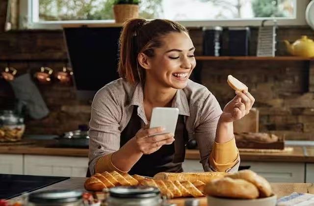 क्या रोजाना ब्रेड खाने से होता है कैंसर? आंतों को क्यों होता है सबसे ज्यादा नुकसान