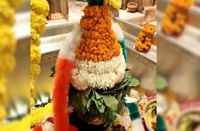 77वें गणतंत्र दिवस पर काशी विश्वनाथ धाम में देशभक्ति और शिवभक्ति का अद्भुत संगम