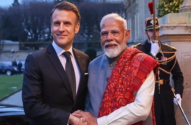 कश्मीर की वो शॉल जिसे PM मोदी से लेकर बॉलीवुड सितारे तक ले चुके, जानें इसकी खासियत