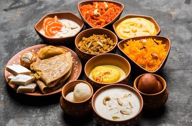 बसंत पंचमी पर बनाए जाने वाले खास पकवान, जानिए इन्हें बनाने का आसान तरीका