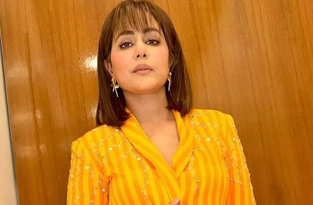 कैंसर सर्वाइवर Hina Khan की बिगड़ी तबीयत, बोली- सांस नहीं ले पा रही हूं