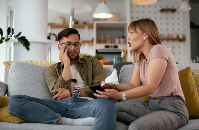 पार्टनर के झूठ को कैसे पहचानें? ये 5 बातें खोल देंगी सच्चाई