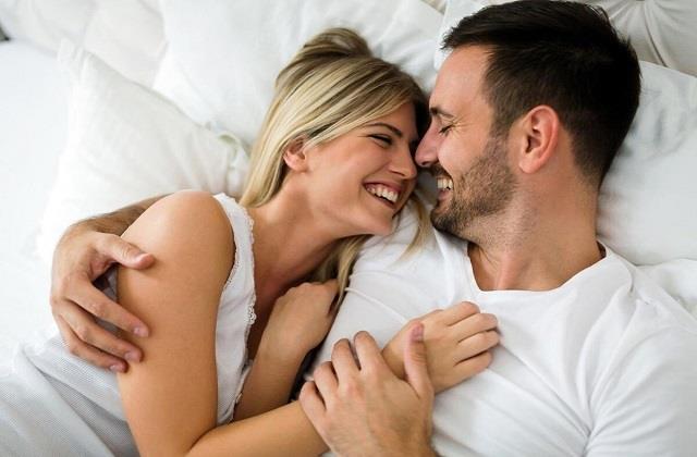 क्या इंटरकोर्स के तुरंत बाद युरिन पास करने से Pregnancy के चांस कम हो जाते हैं?