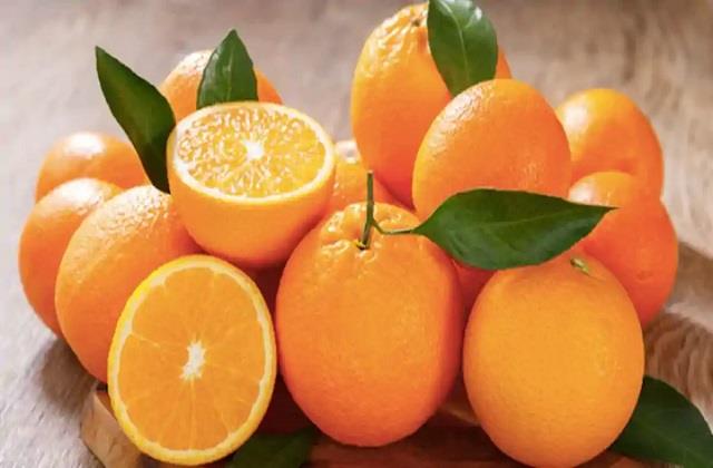 रोजाना 1 महीने तक संतरा खाने के फायदे, जानें किन लोगो को नहीं खाना चाहिए