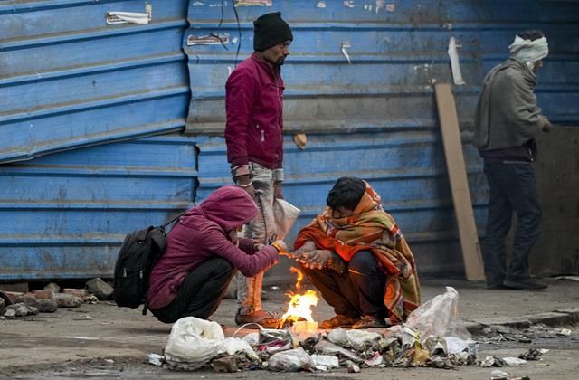 4 दिन शीतलहर और बारिश करेगी परेशान, ठंड को लेकर आया नया अपडेट