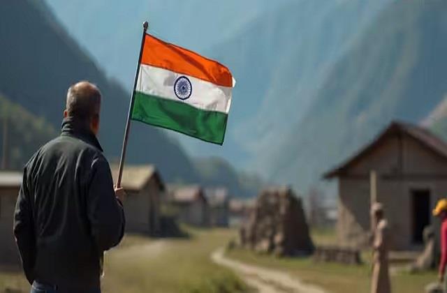 भारत माता को समर्पित हैं ये प्रसिद्ध मंदिर, जहां झलकता है राष्ट्रभक्ति का दिव्य स्वरूप