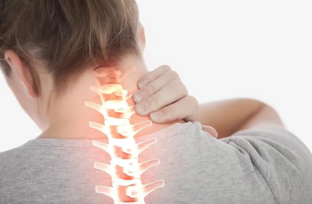 भारतीय लोगों को ही Cervical Pain सबसे ज्यादा, Indian को ही क्यों गर्दन का दर्द?