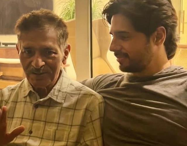 सिद्धार्थ मल्होत्रा के सिर से उठा पिता का साया, अपने पापा को याद कर भावुक हुए एक्टर