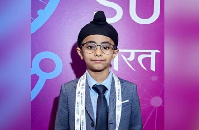 8 साल की उम्र में बना AI का मास्टरमाइंड, जानें कोन हैं Ranvir Sachdeva जो बने कीनोट स्पीकर